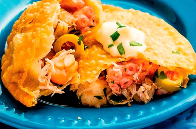 Empanadas de jaiba estilo norteno