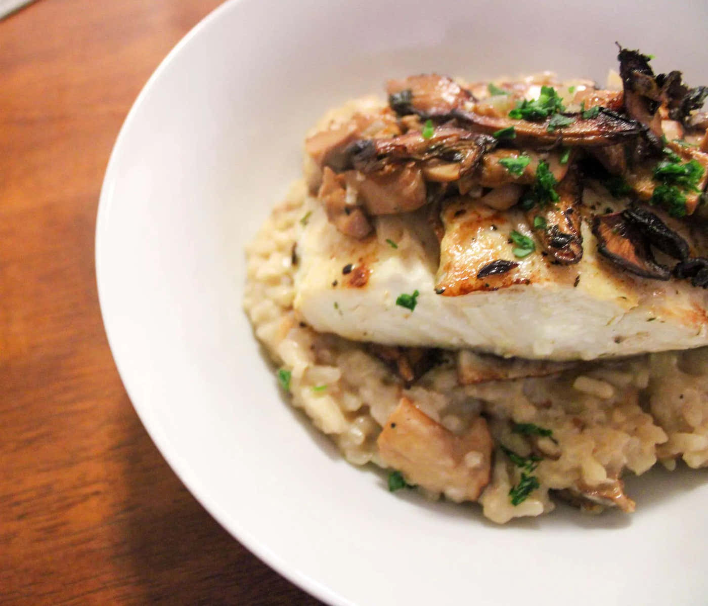 Halibut con risotto de hongos