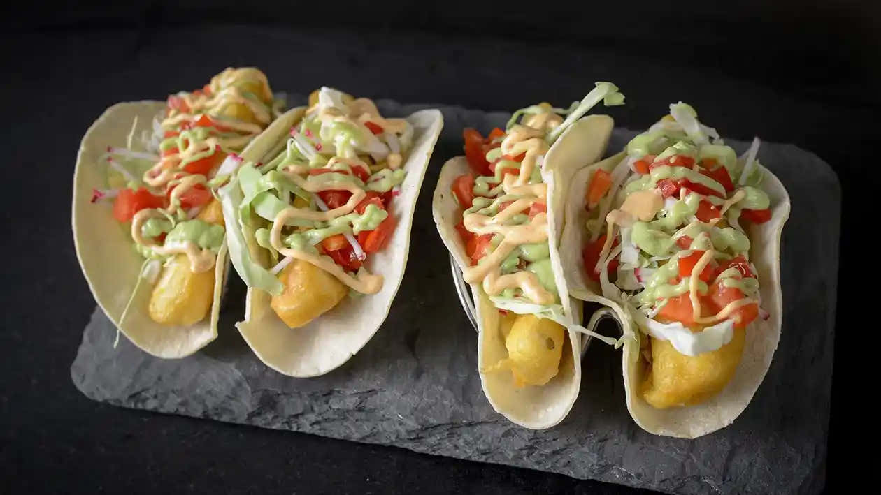 Tacos de halibut estilo Baja